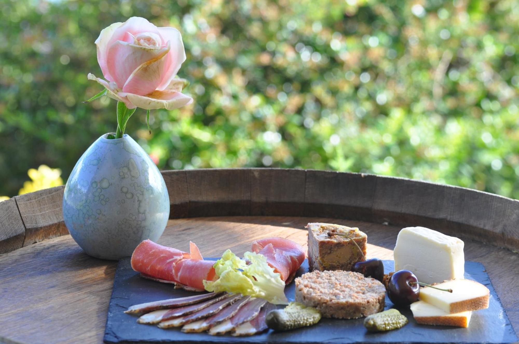 Bed and Breakfast Le Lion D'Or en PERIGORD à Mauzac-et-Grand-Castang Extérieur photo