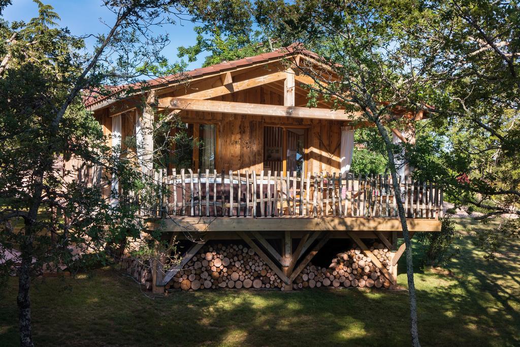 Bed and Breakfast Le Lion D'Or en PERIGORD à Mauzac-et-Grand-Castang Extérieur photo