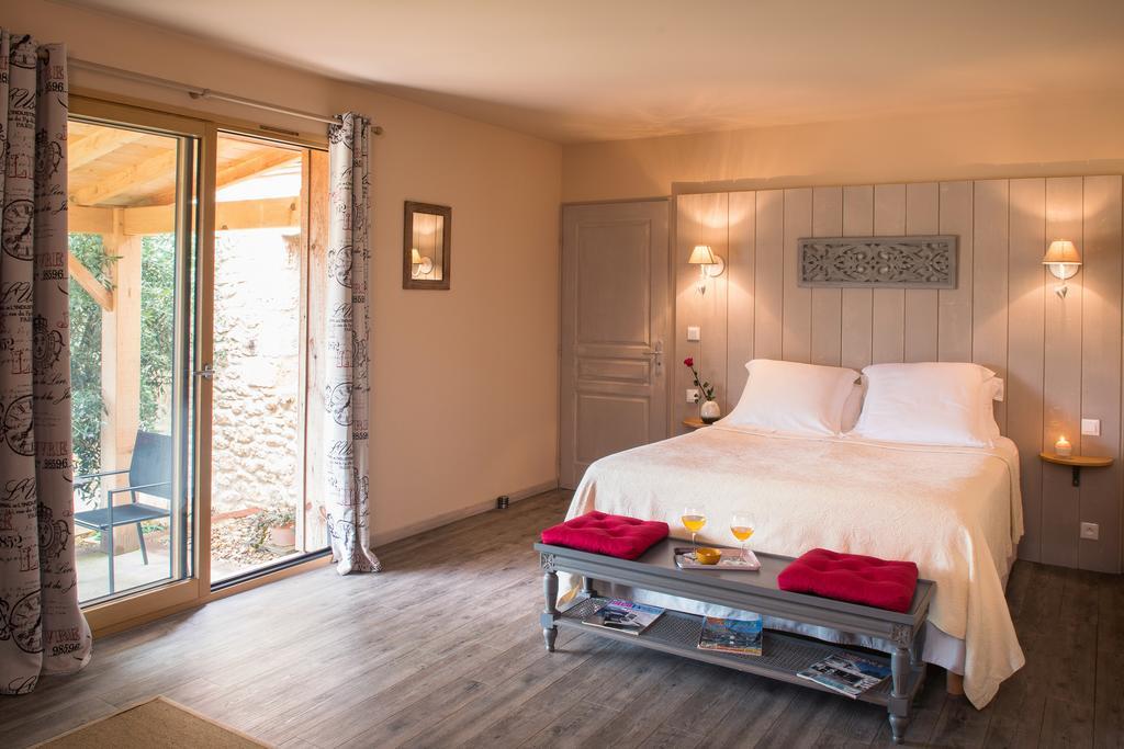 Bed and Breakfast Le Lion D'Or en PERIGORD à Mauzac-et-Grand-Castang Extérieur photo